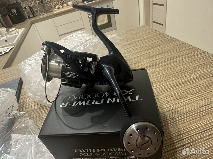 Катушка Shimano Twin Power XD 4000PG