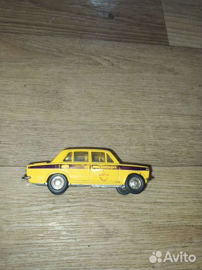 Машина ваз гаи 1:43