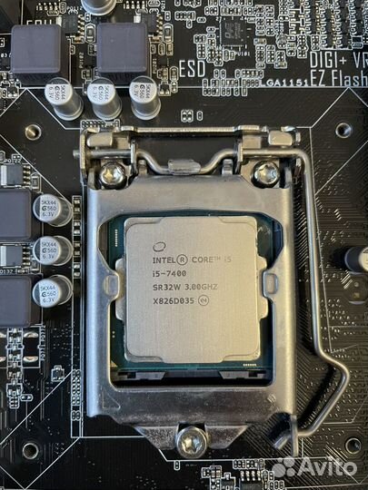 Материнская плата Asus