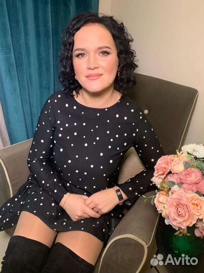 Поющая ведущая