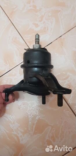 Подушка двигателя L и R на Тойота Камри acv 40