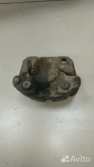 Суппорт передний правый Renault Symbol