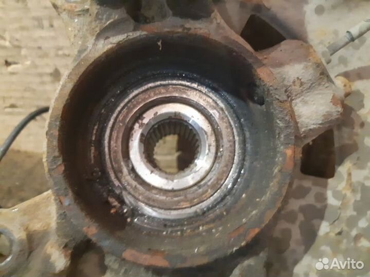 Кулак поворотный передний левый Kia Optima