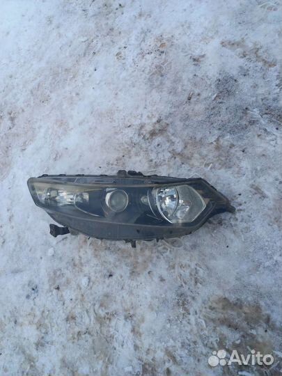 Хонда аккорд 8 передняя правая фара