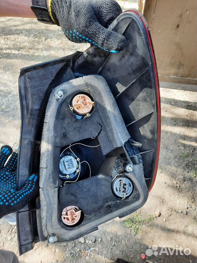 Задние фонари фары Toyota Spacio тонированные