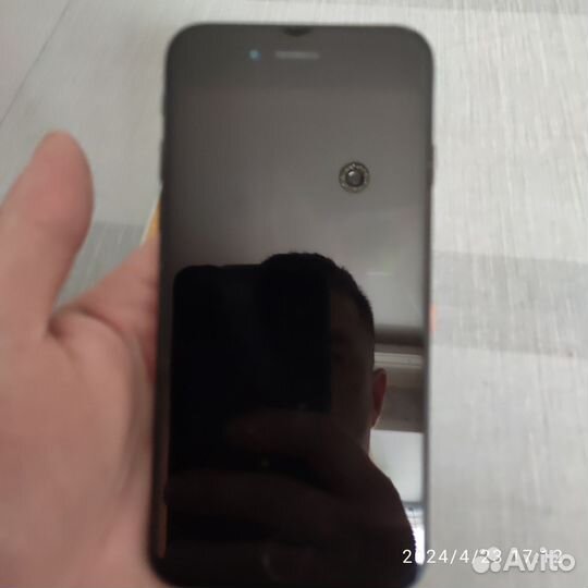 iPhone SE (2020), 256 ГБ