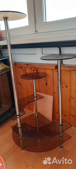 Подставка для цветов напольная металлическая