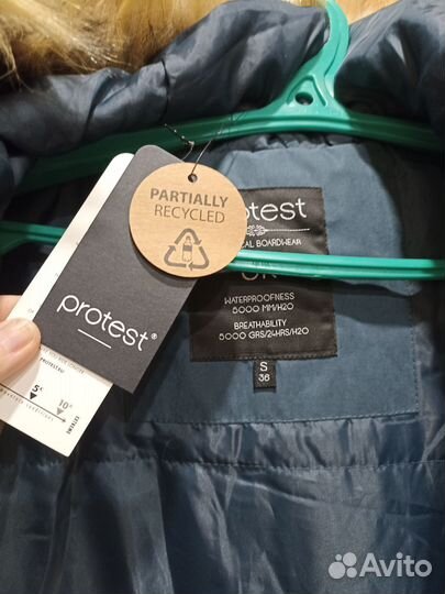 Горнолыжная куртка женская 44 размера