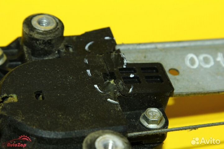 Honda Crosstour Стеклоподъемник задней левой двери