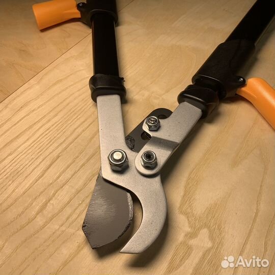 Сучкорез телескопический, провренный. Карбон