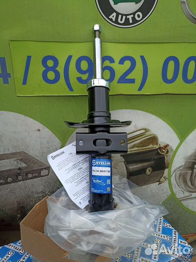 Volkswagen polo 2011 амортизатор левый правый