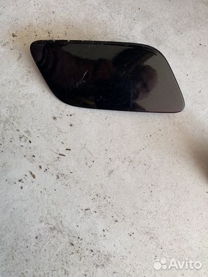 Крышка форсунки омывателя фар audi Q3 правая