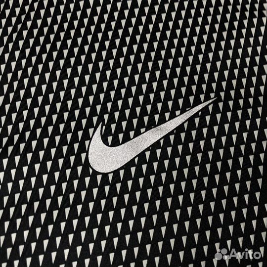 Спортивная футболка Nike L оригинал