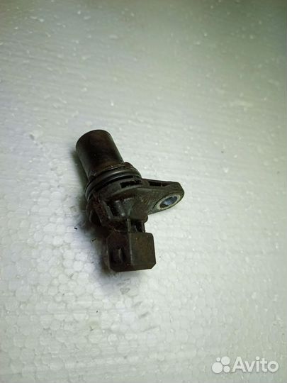 Датчик положения распредвала