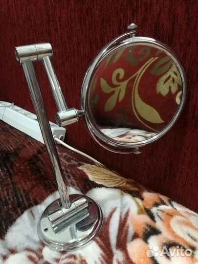 Зеркало косметическое с увеличением