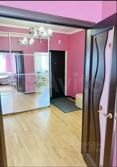 2-к. квартира, 50 м², 8/18 эт.