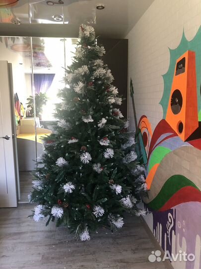 Елка искусственная