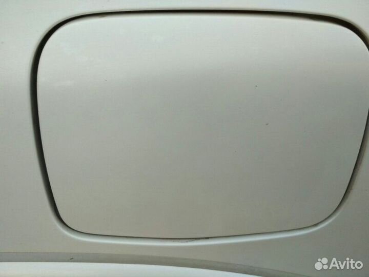 Лючек бензобака Mitsubishi Pajero Sport KHO 4D56