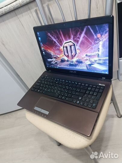 Ноутбук Asus / i7-2670QM / GT520MX / 6GB / 500GB
