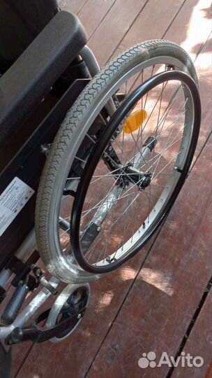 Инвалидная коляска