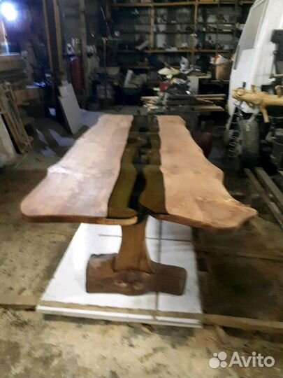 Стол из массива, стекло