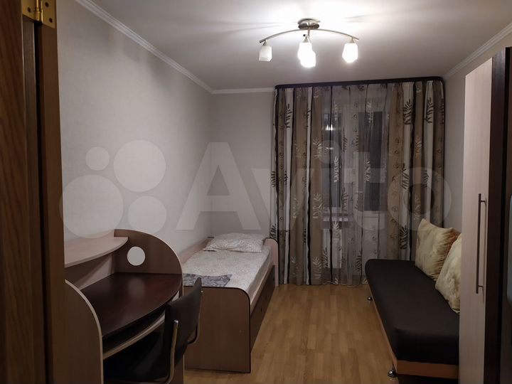 3-к. квартира, 80 м², 6/8 эт.