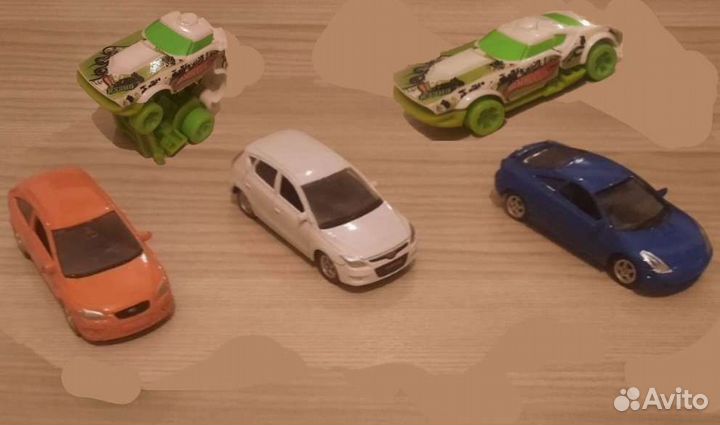 Модельки HotWeels и Welly