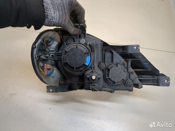 Фара (передняя) левая Hyundai Terracan, 2004