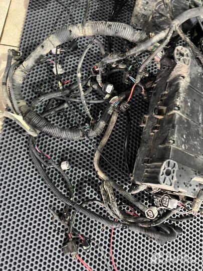 Проводка под капот Toyota Tundra, Sequoia