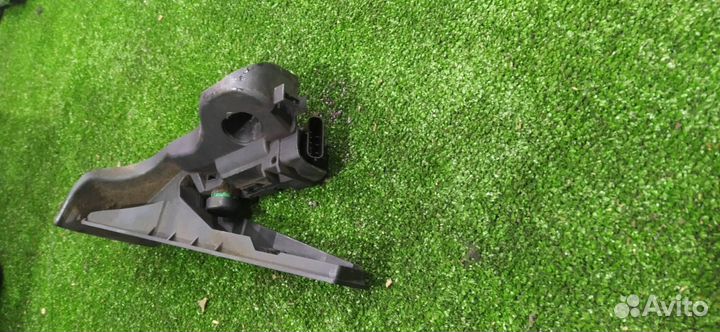 Педаль газа Volkswagen Passat Cc 2.0 дизель 2009