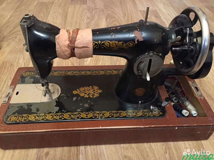 Швейная ручная машинка им Калинина СССР