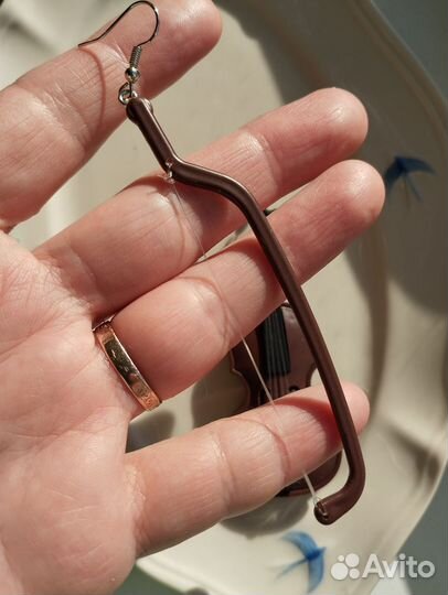 Серьги скрипка и смычок. Аксессуары для кукол