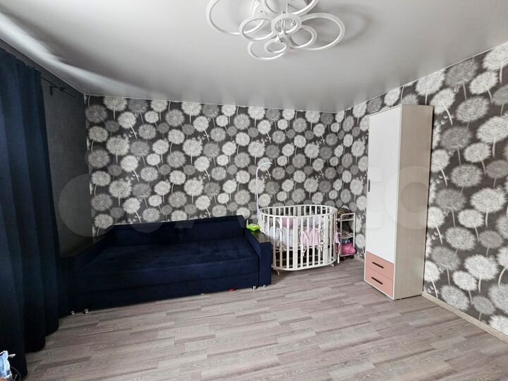 4-к. квартира, 80 м², 3/9 эт.