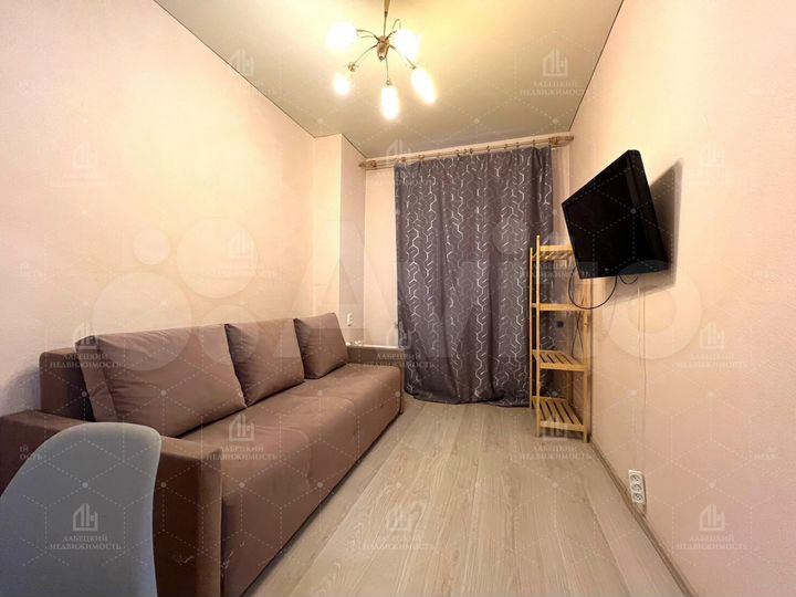 2-к. квартира, 47,4 м², 1/6 эт.