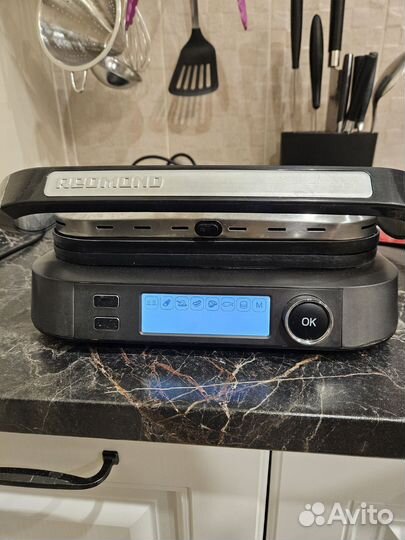 Электрогриль Redmond SteakMaster RGM-M816P