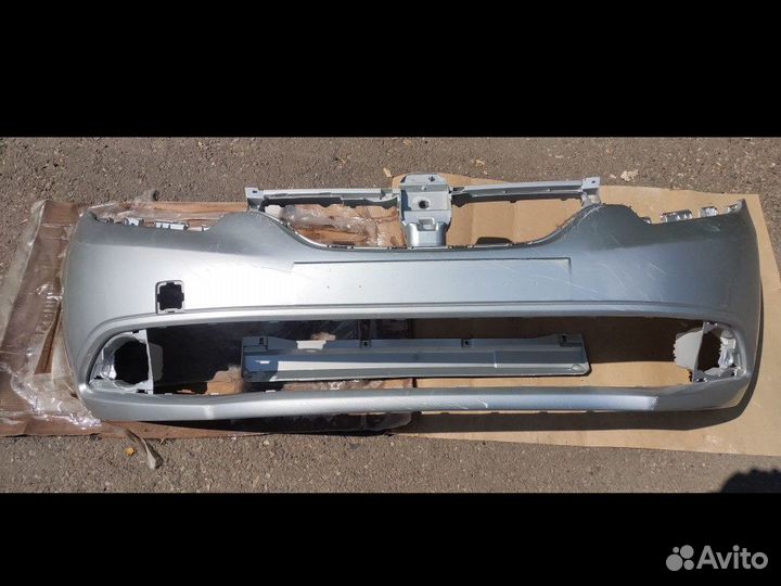 Бампер передний LADA xray 2016 в отличном состояни