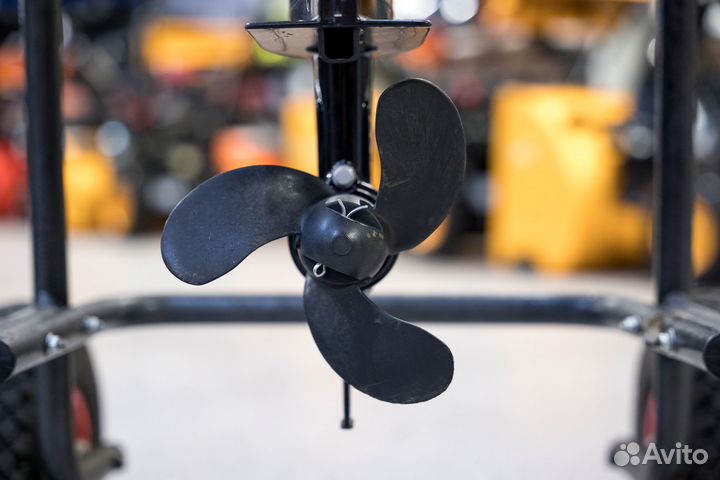 Лодочный мотор Tohatsu (Тохатсу) M 3.5 B2 S Витрин