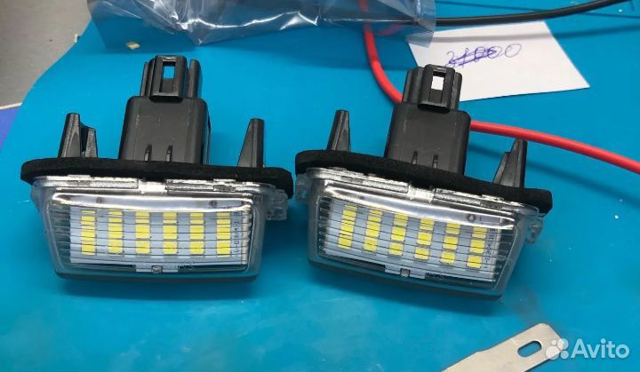 Подсветка номера Toyota