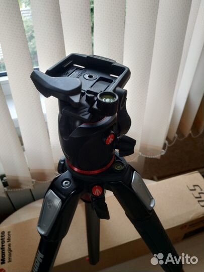 Штатив с шаровой головой Manfrotto MK055xpro3-BHQ2