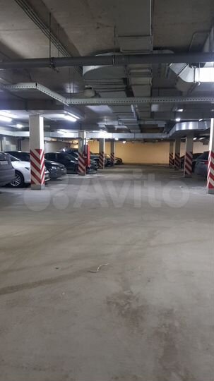 Машиноместо, 24 м²