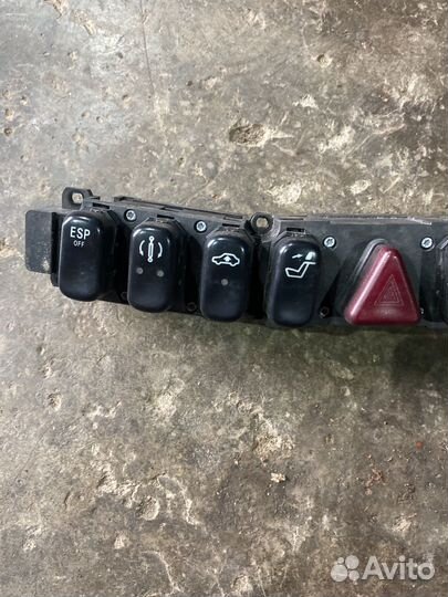 Блок кнопок, кнопка аворийки Mercedes w220