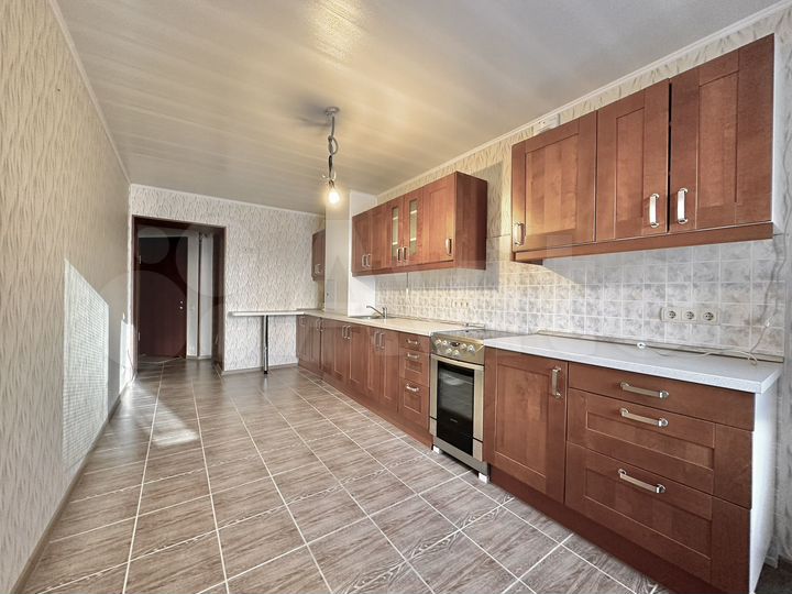 3-к. квартира, 80 м², 7/16 эт.