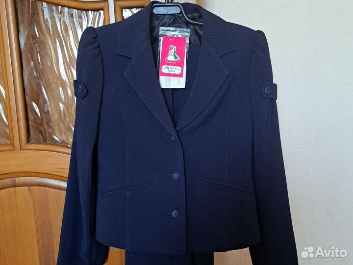 Костюм брючный