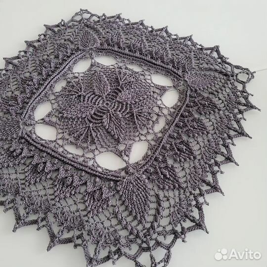 Салфетка серая крючком