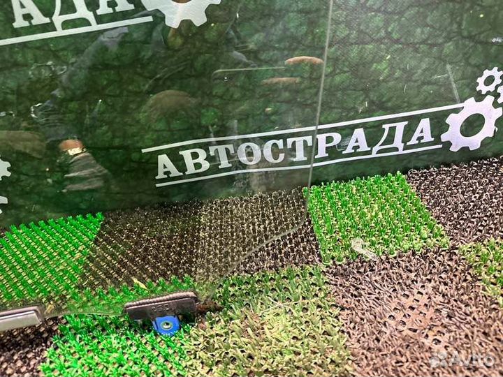 Стекло двери переднее левое Lexus Es 6 2012-2017