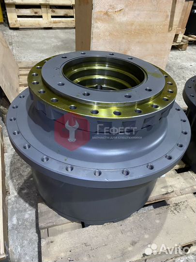 Редуктор хода Komatsu PC450LC-8