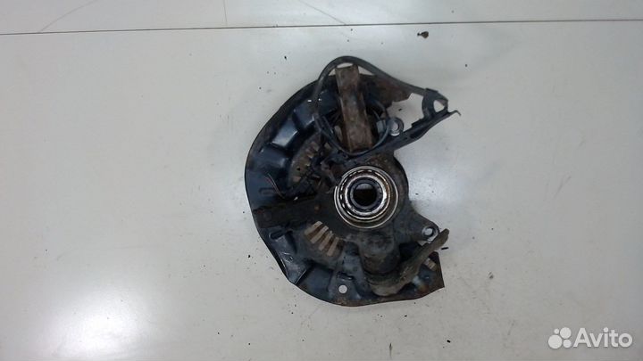 Ступица (кулак, цапфа) Toyota Venza, 2011