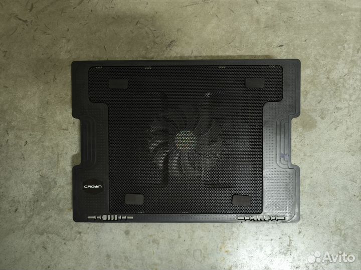 Подставка для ноутбука с охлаждением