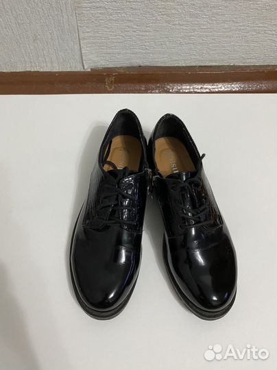 Ботинки школьные