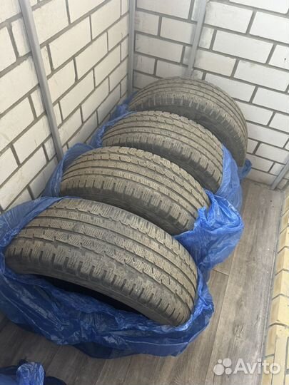 Kumho I'Zen KW27 225/55 R17